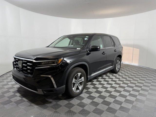 used 2023 Honda Pilot car, priced at $36,990