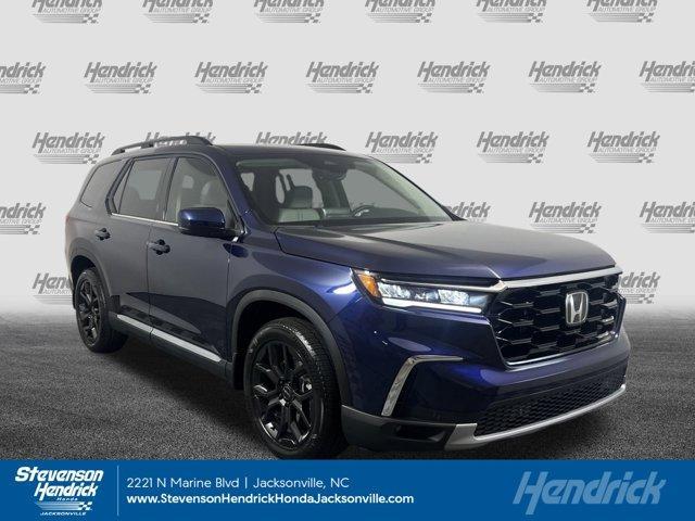 new 2025 Honda Pilot car, priced at $52,950
