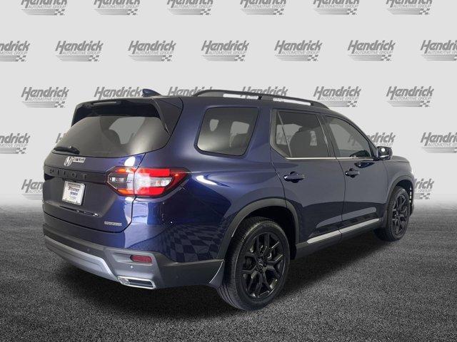 new 2025 Honda Pilot car, priced at $52,950