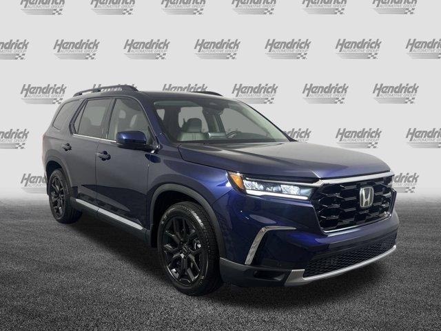 new 2025 Honda Pilot car, priced at $52,950