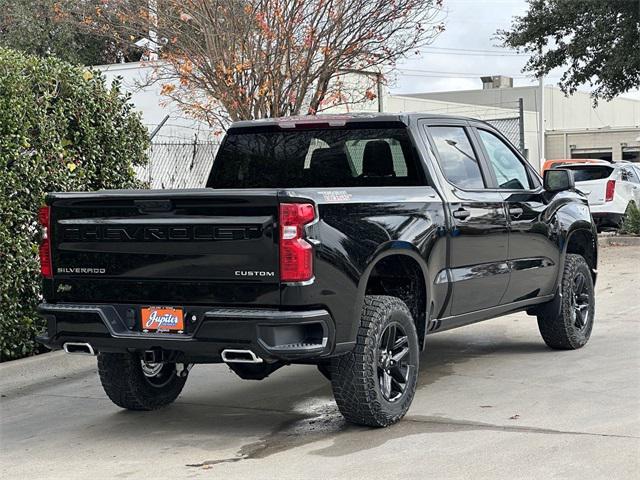 new 2025 Chevrolet Silverado 1500 car, priced at $50,389