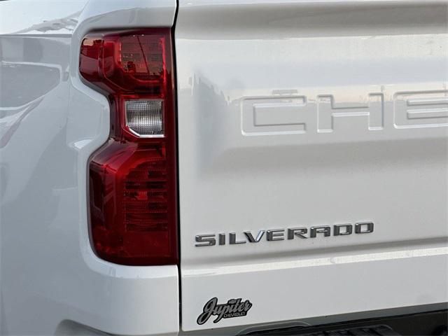 new 2025 Chevrolet Silverado 1500 car, priced at $39,239