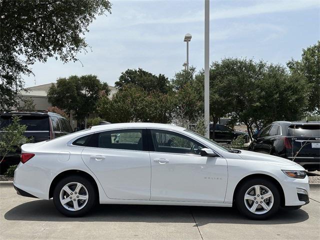 new 2025 Chevrolet Malibu car, priced at $23,995