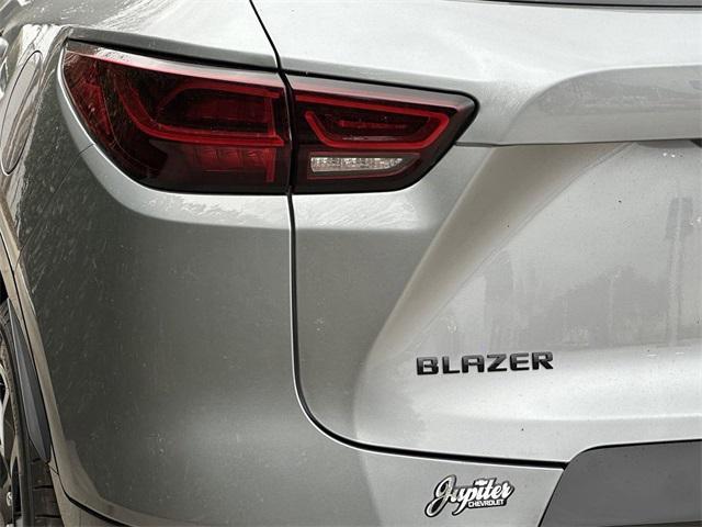 new 2025 Chevrolet Blazer car, priced at $43,115