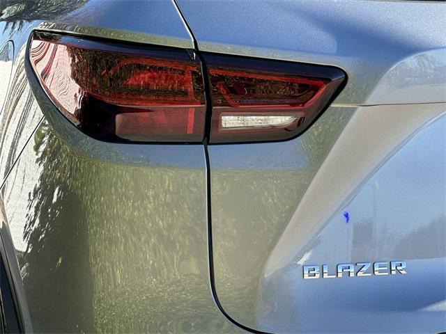 new 2025 Chevrolet Blazer car, priced at $31,610