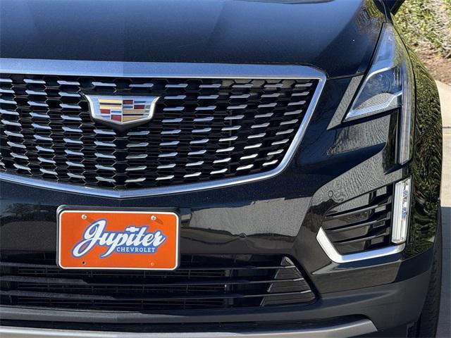 used 2021 Cadillac XT5 car, priced at $31,992