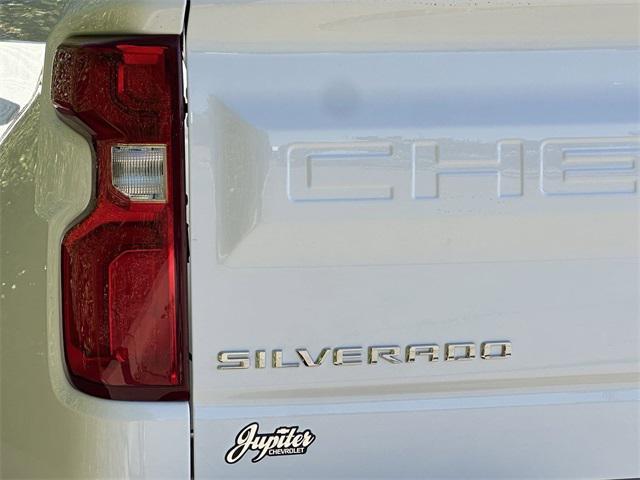 new 2025 Chevrolet Silverado 1500 car, priced at $52,105