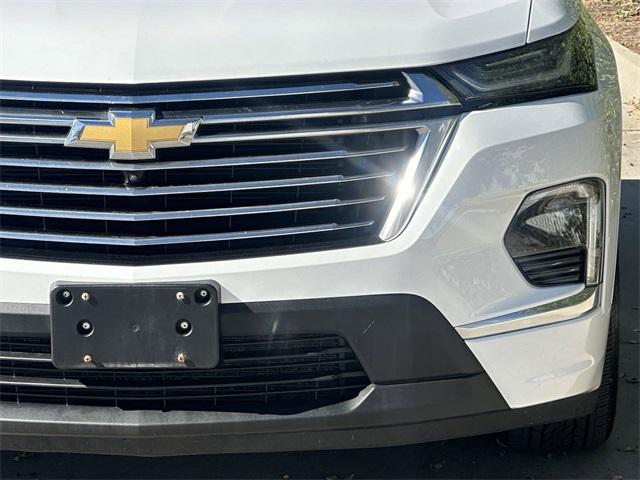 used 2022 Chevrolet Traverse car, priced at $34,992