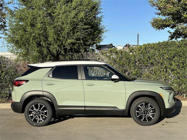 new 2025 Chevrolet TrailBlazer car, priced at $30,080