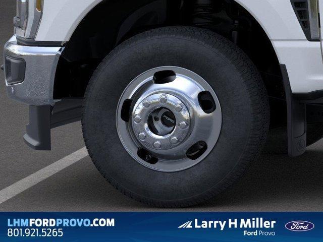 new 2025 Ford F-350 car, priced at $90,760