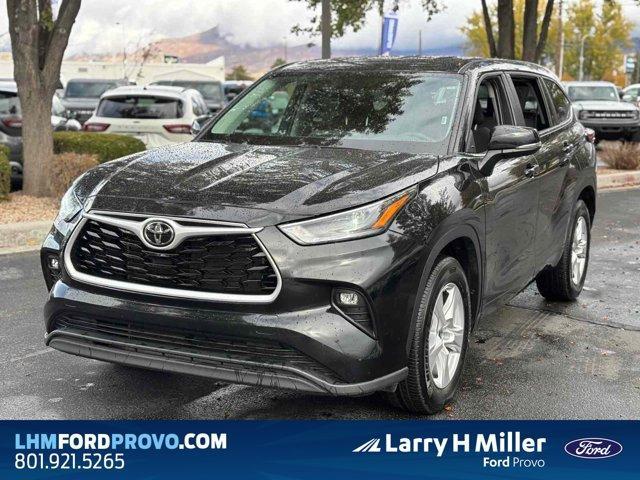 used 2024 Toyota Highlander car, priced at $38,485