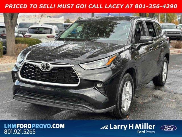 used 2024 Toyota Highlander car, priced at $34,520