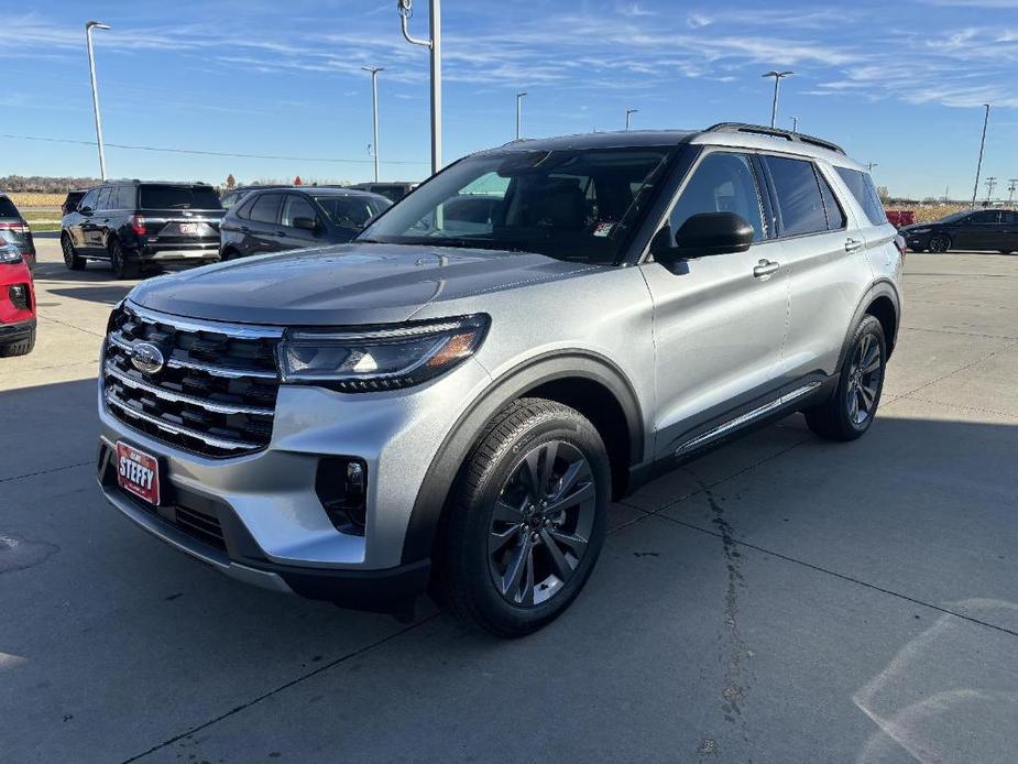 new 2025 Ford Explorer car, priced at $45,305