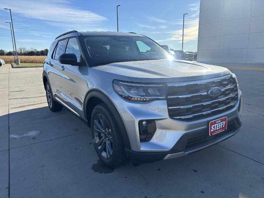 new 2025 Ford Explorer car, priced at $45,305