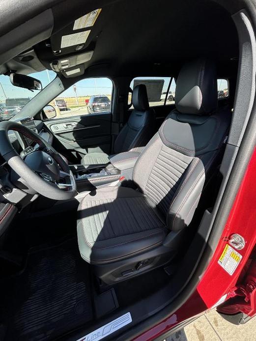 new 2025 Ford Explorer car, priced at $45,805