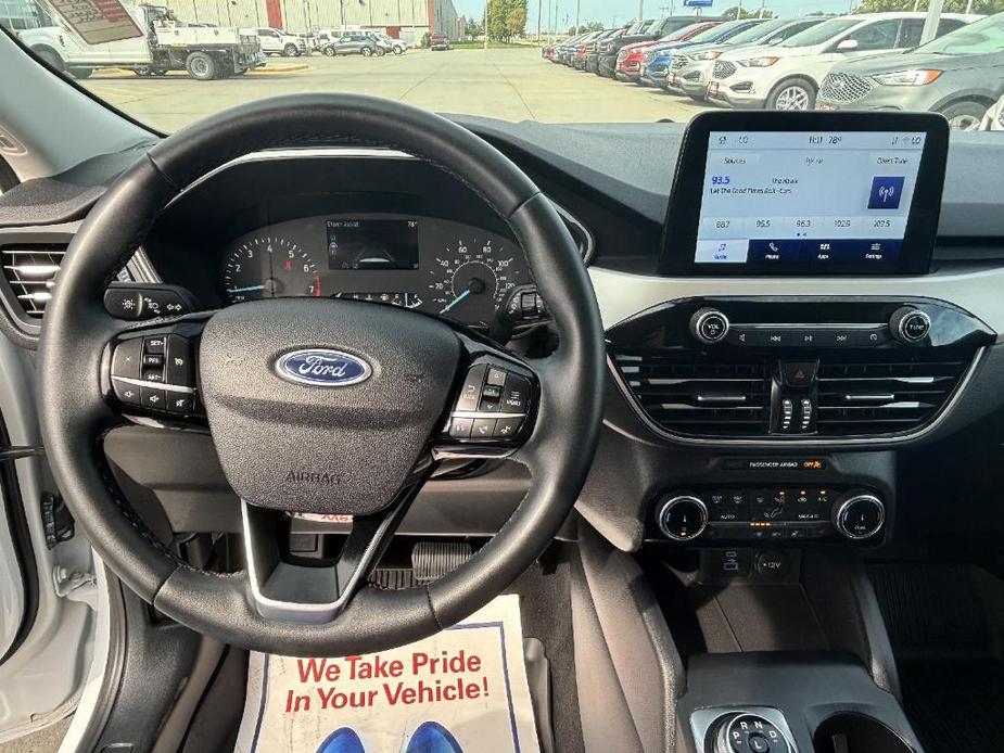 used 2022 Ford Escape car, priced at $24,995