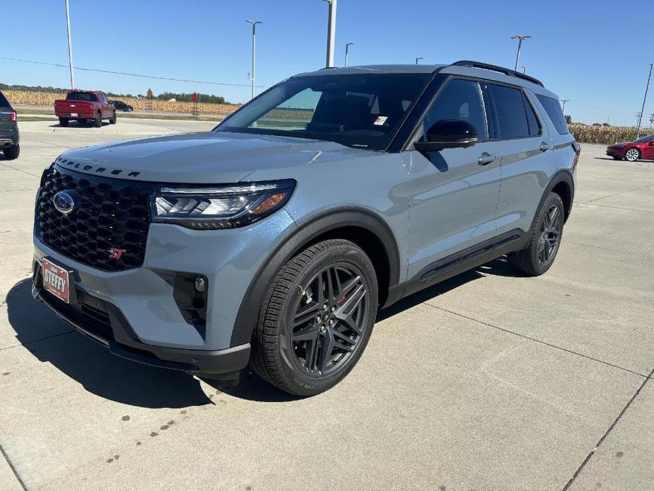 new 2025 Ford Explorer car, priced at $58,490