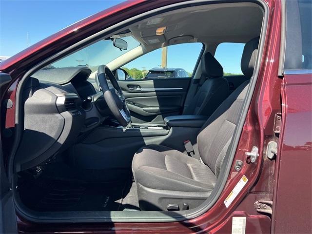 used 2023 Nissan Altima car, priced at $19,994