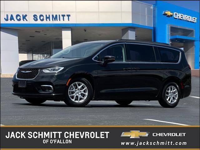 used 2022 Chrysler Pacifica car, priced at $25,872