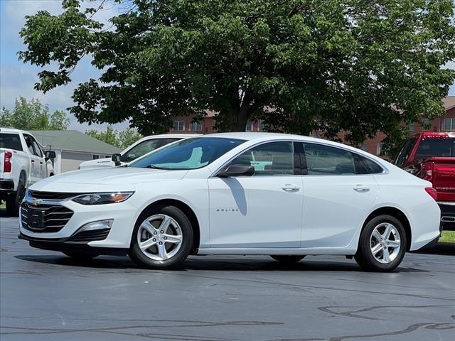 used 2021 Chevrolet Malibu car, priced at $20,937