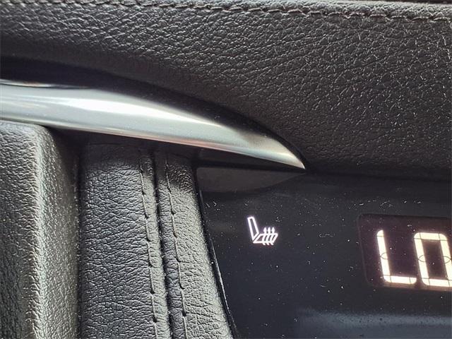 used 2024 Cadillac XT5 car, priced at $42,512