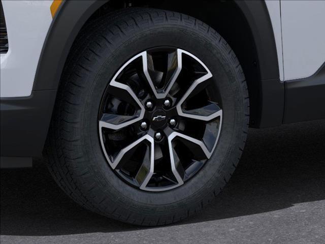 new 2025 Chevrolet TrailBlazer car, priced at $34,075