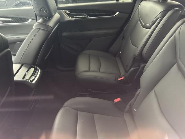 used 2022 Cadillac XT6 car, priced at $42,412