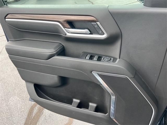 used 2022 Chevrolet Silverado 1500 car, priced at $39,487