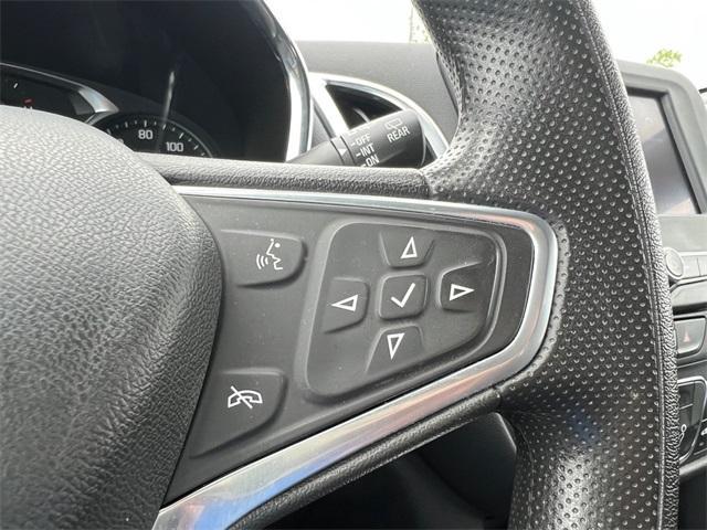 used 2023 Chevrolet Equinox car, priced at $24,569
