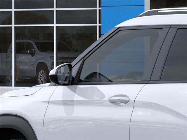 new 2025 Chevrolet TrailBlazer car, priced at $28,575