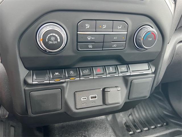 used 2024 Chevrolet Silverado 1500 car, priced at $33,446