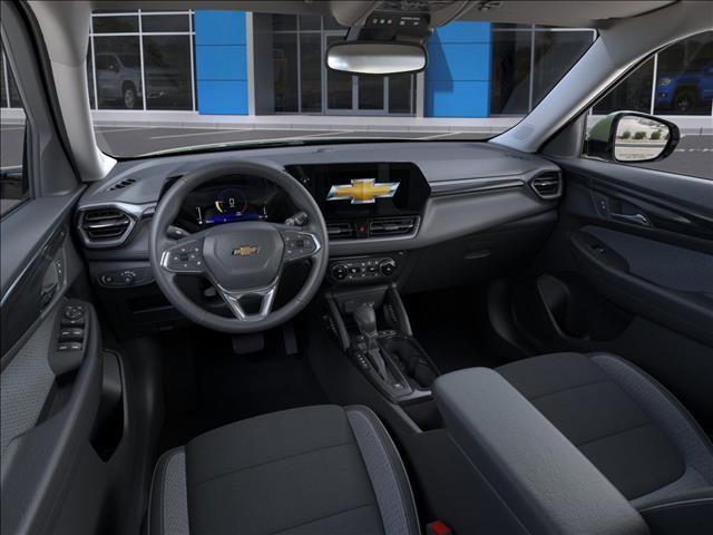 new 2025 Chevrolet TrailBlazer car, priced at $30,180