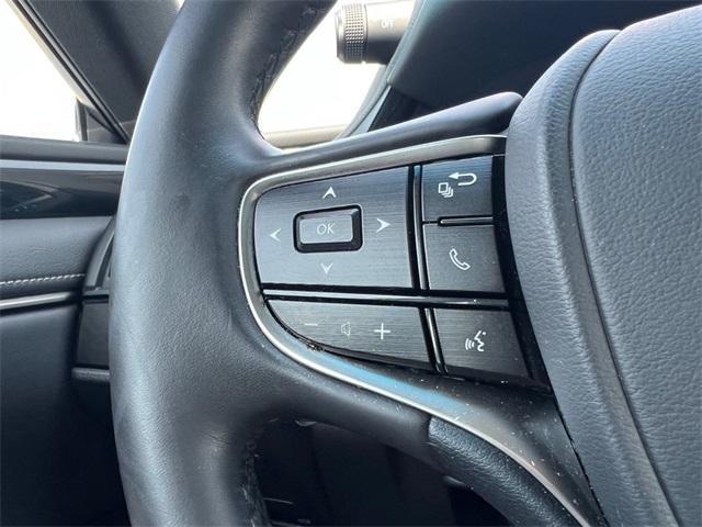used 2022 Lexus ES 350 car, priced at $36,553