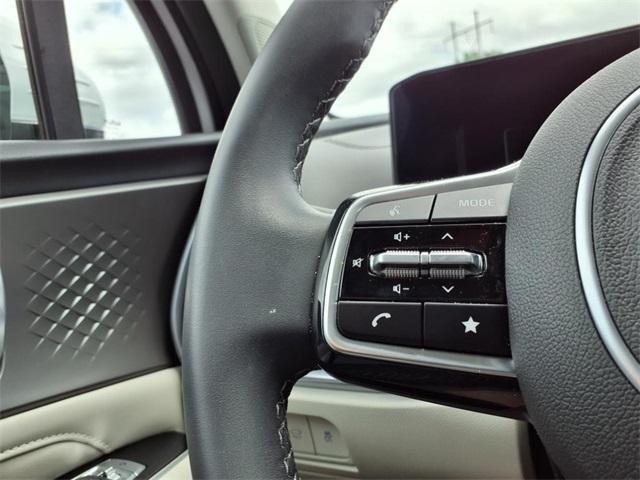 used 2025 Kia Sorento car, priced at $39,847