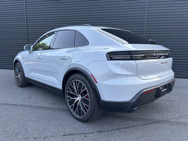 new 2025 Porsche Macan car