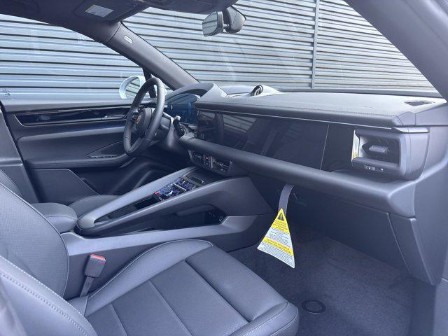 new 2025 Porsche Macan car