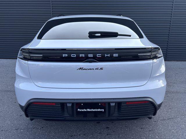 new 2025 Porsche Macan car