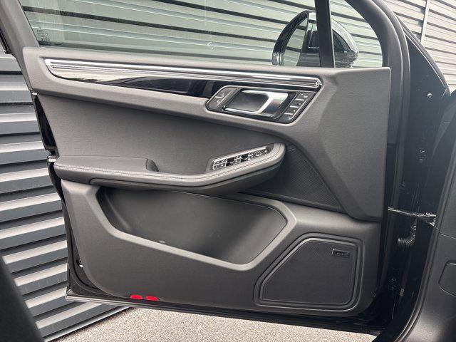 new 2026 Porsche Macan car