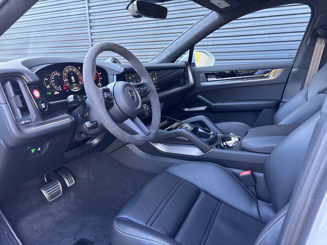 new 2025 Porsche Cayenne car, priced at $171,280