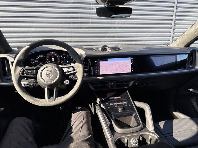 new 2025 Porsche Cayenne car, priced at $171,280
