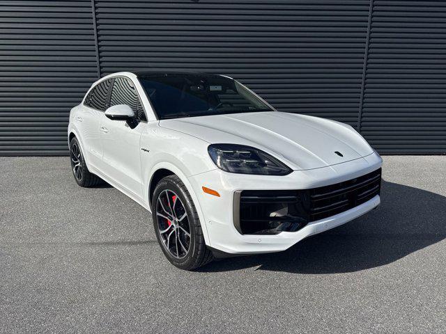 new 2025 Porsche Cayenne car, priced at $171,280