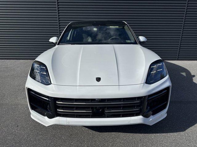 new 2025 Porsche Cayenne car, priced at $171,280