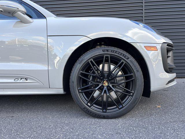 new 2026 Porsche Macan car