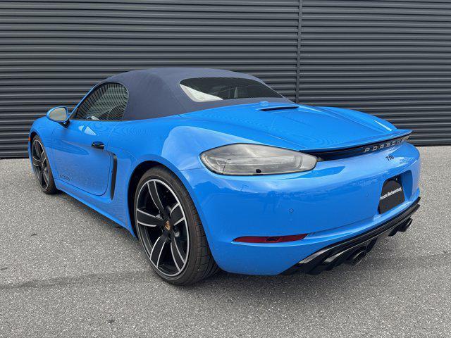 new 2025 Porsche 718 Boxster car