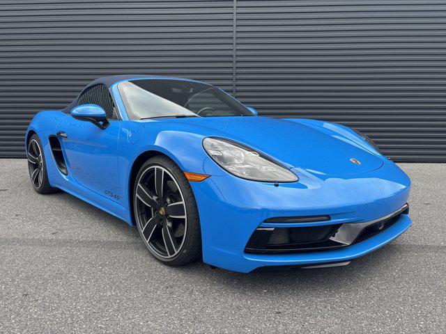 new 2025 Porsche 718 Boxster car