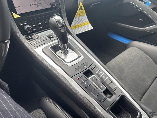 new 2025 Porsche 718 Boxster car