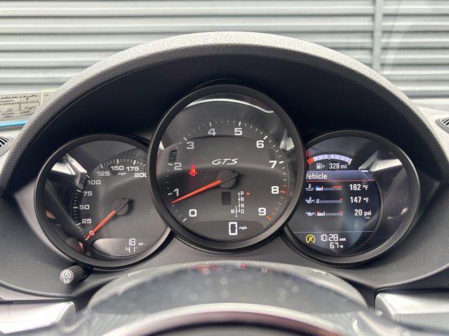 new 2025 Porsche 718 Boxster car