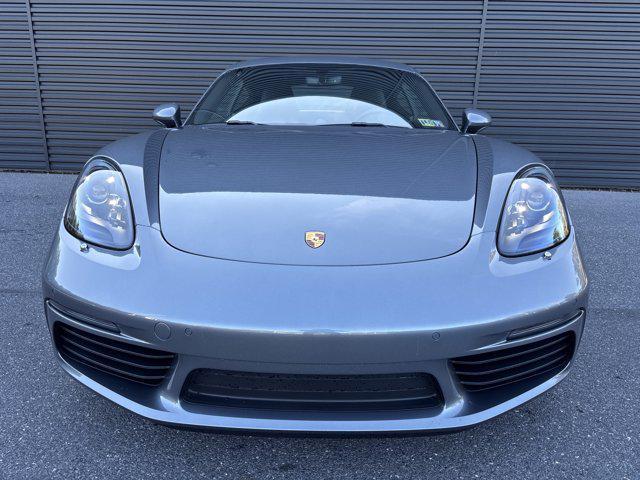 new 2025 Porsche 718 Cayman car