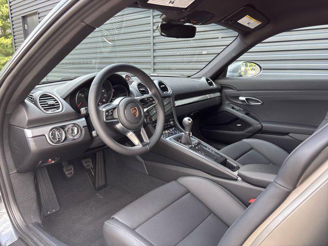 new 2025 Porsche 718 Cayman car