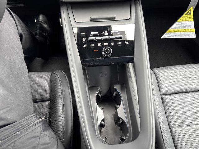 new 2025 Porsche Macan car